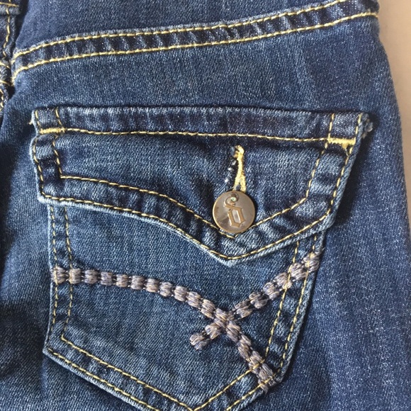 Decree Jeans.  Size 0 - Picture 8 of 8